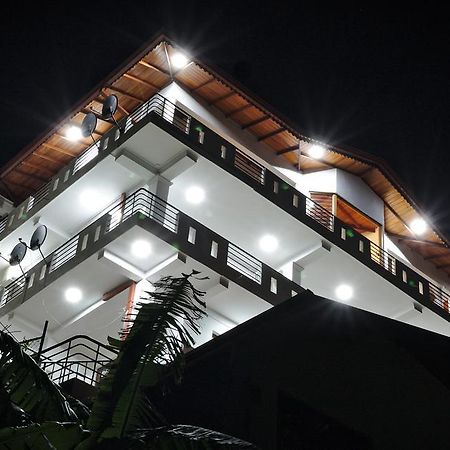Kandyan Bluestar Villa Luaran gambar