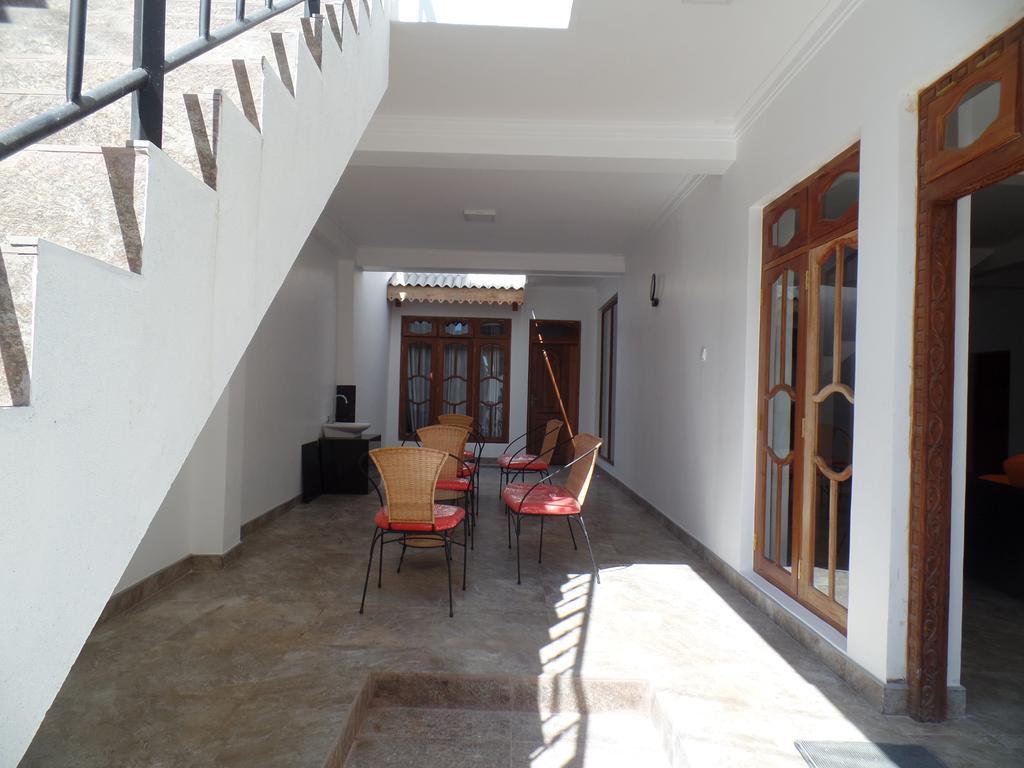 Kandyan Bluestar Villa Luaran gambar