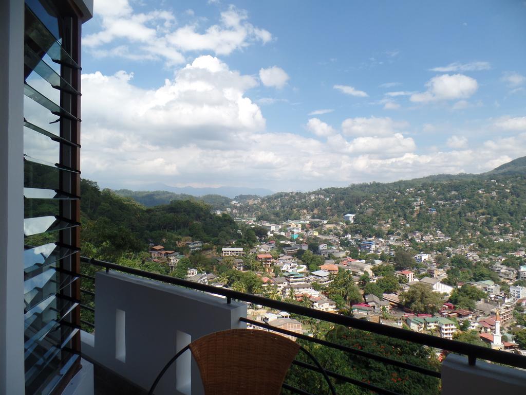 Kandyan Bluestar Villa Luaran gambar