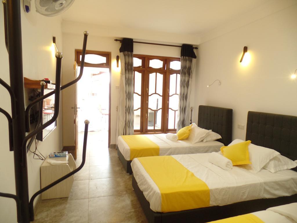 Kandyan Bluestar Villa Luaran gambar
