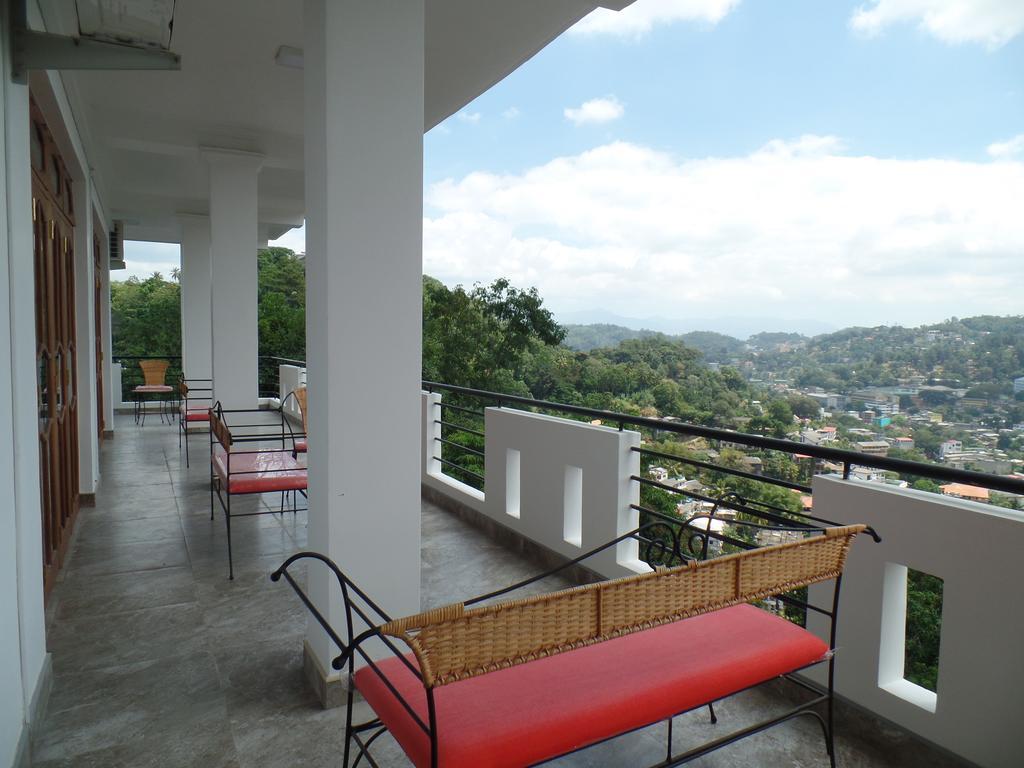 Kandyan Bluestar Villa Luaran gambar