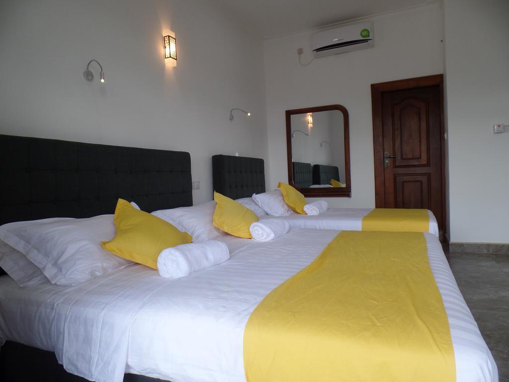 Kandyan Bluestar Villa Bilik gambar