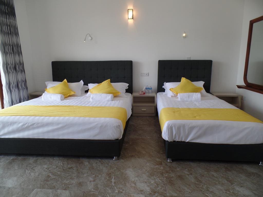 Kandyan Bluestar Villa Bilik gambar
