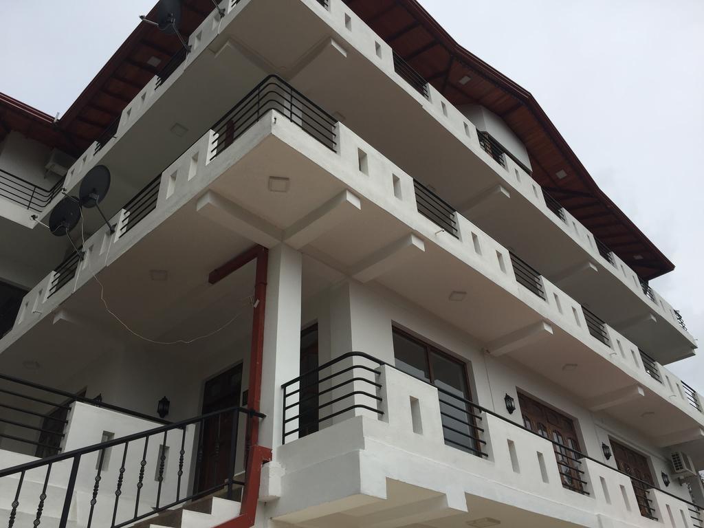 Kandyan Bluestar Villa Luaran gambar